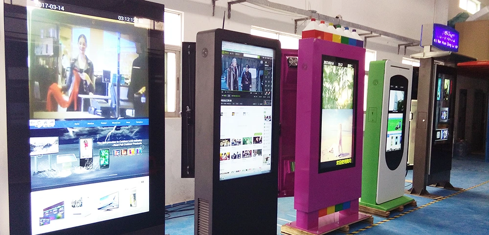 Structural design of outdoor LCD advertising display
